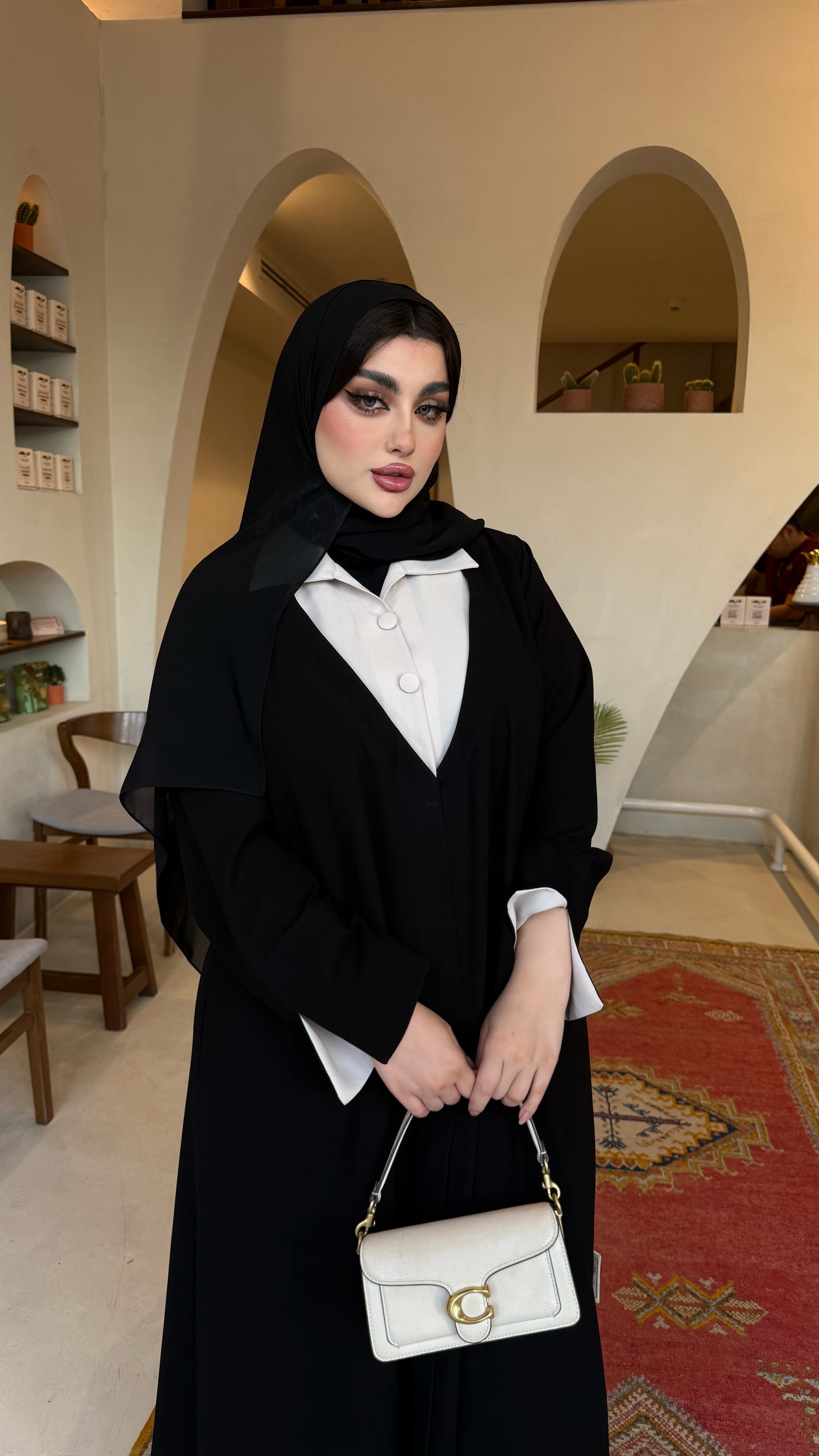 BLACK CREPE WITH BEIGE STITCHED COLLAR