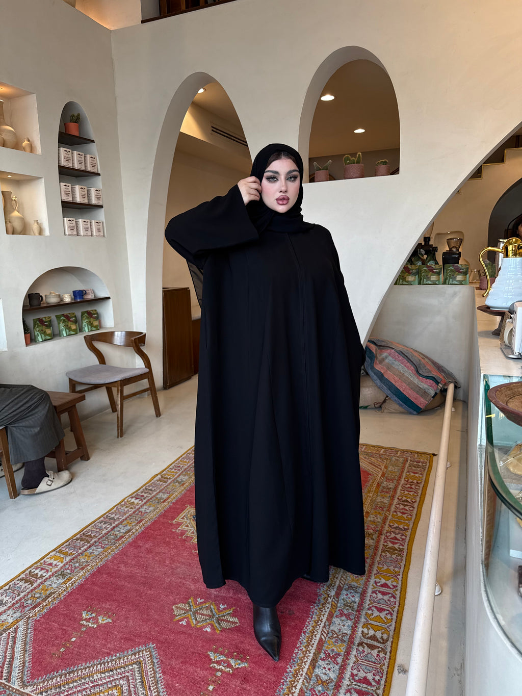 black double flared close Abaya