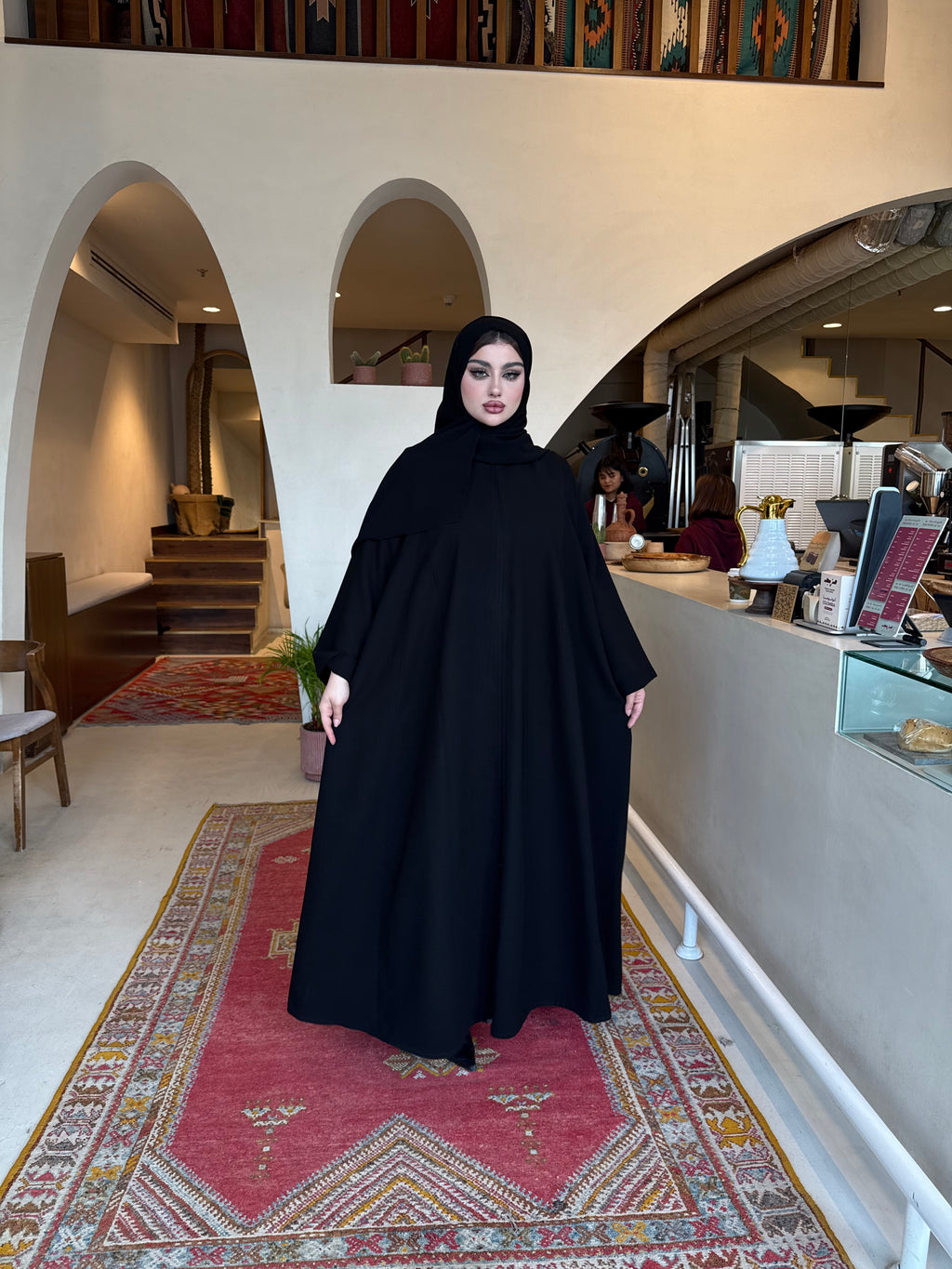 black double flared close Abaya